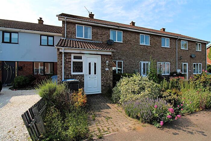 3 Bedroom Terraced House For Sale In The Glebe, Lawshall, Bury St. Edmunds, IP29
