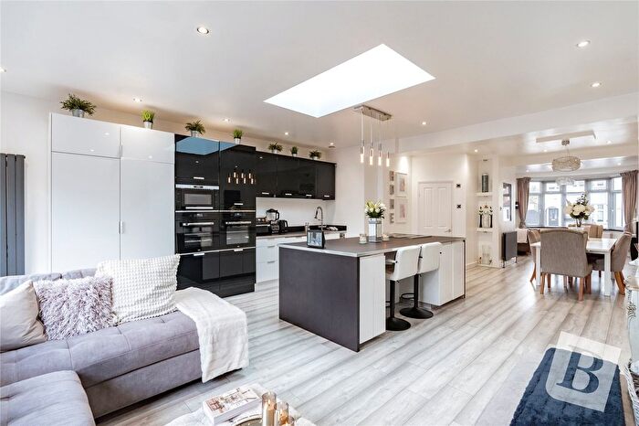 4 Bedroom Semi-detached House For Sale In Winifred Avenue, Hornchurch, RM12