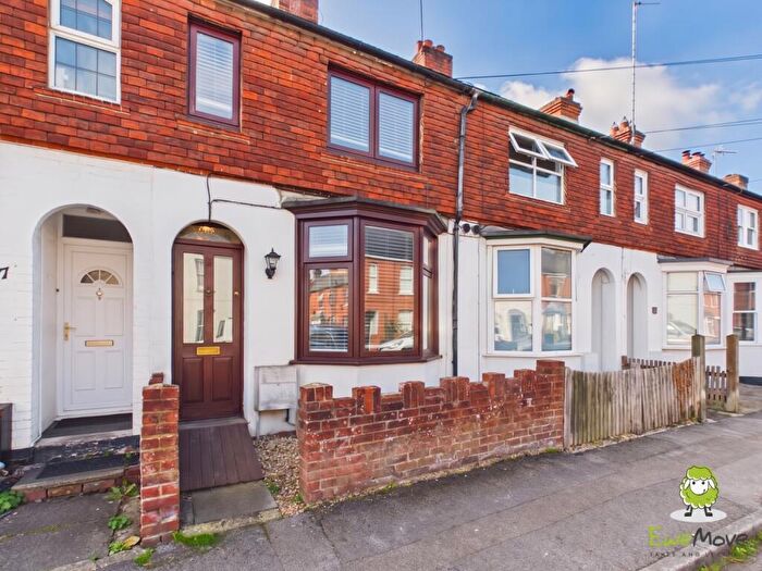 3 Bedroom Terraced House For Sale In George Street, Basingstoke, Hampshire, RG21