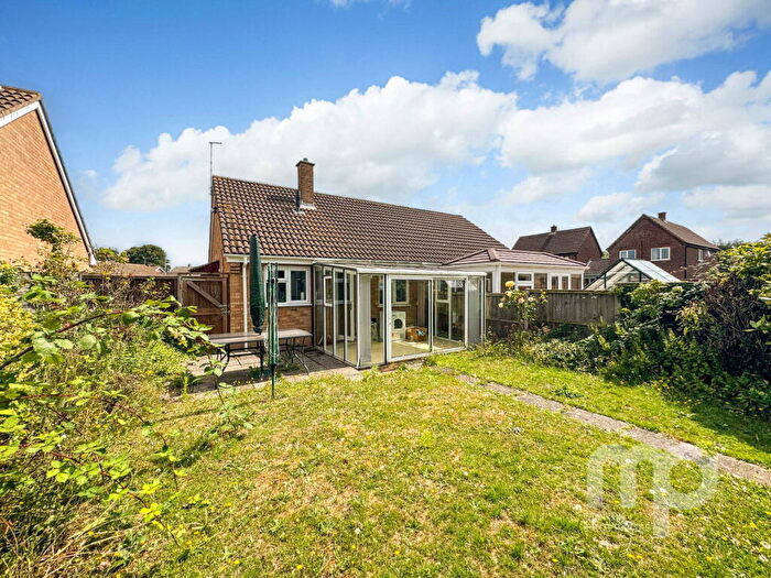 2 Bedroom Semi-Detached Bungalow For Sale In Orwell Close, Wymondham, NR18