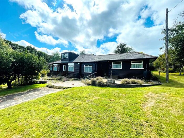 5 Bedroom Detached House For Sale In Cranmore, Isle Of Wight, PO41