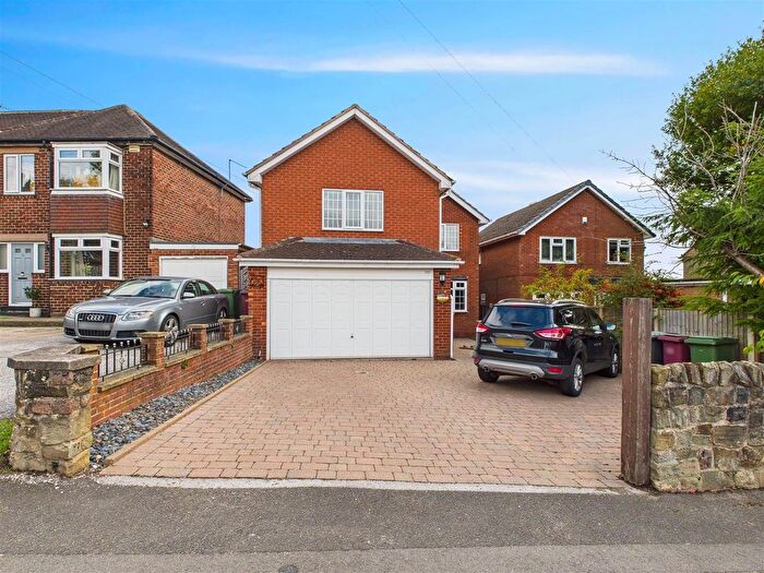 4 Bedroom Detached House For Sale In Green Lane, Dronfield, S18