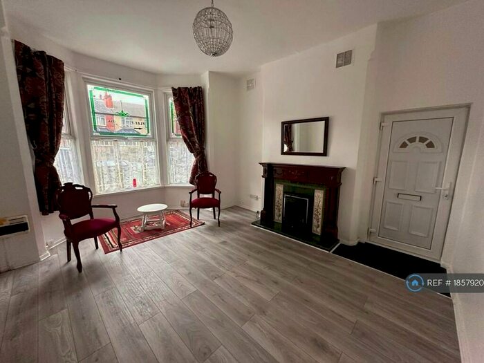 1 Bedroom Flat To Rent In Gregory Boulevard, Nottingham, NG7