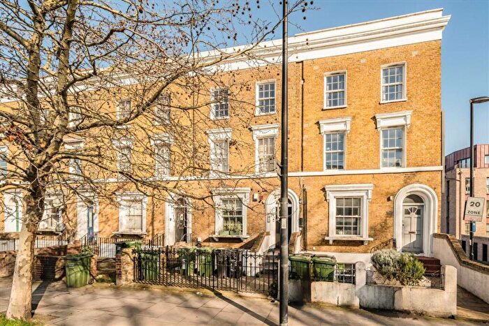 2 Bedroom Flat For Sale In New Cross Road, New Cross, SE14