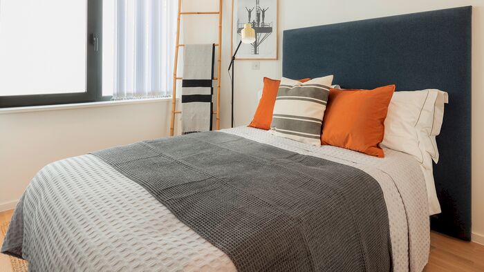 2 Bedroom Flat To Rent In - Queen's Road, Reading, RG1