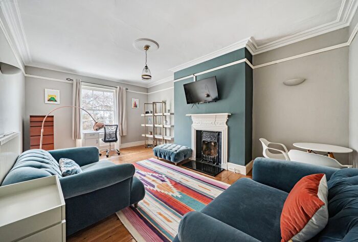 2 Bedroom Flat For Sale In St. Stephens Road, Cheltenham, Gloucestershire, GL51