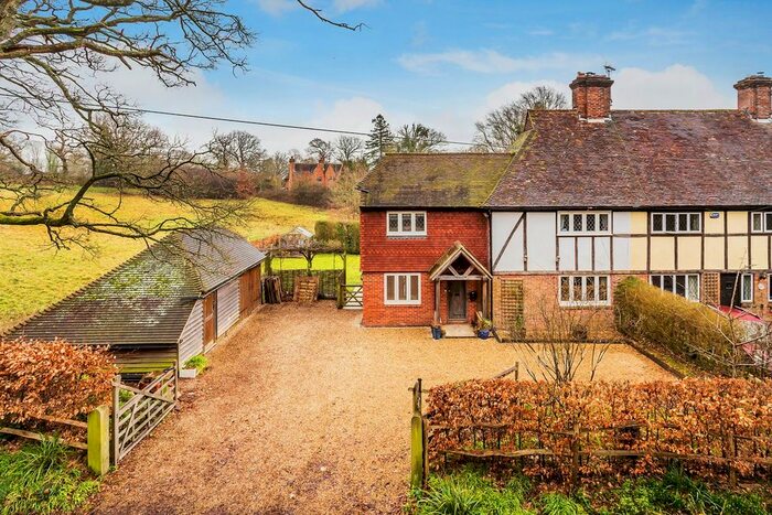 4 Bedroom Semi-Detached House For Sale In Butterwell Hill, Cowden, Edenbridge, TN8