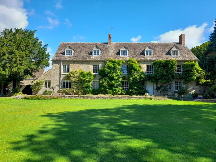 Detached House To Rent In Preston, Cirencester, Gloucestershire, GL7