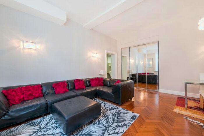 1 Bedroom Flat To Rent In Addison Road, London, W14