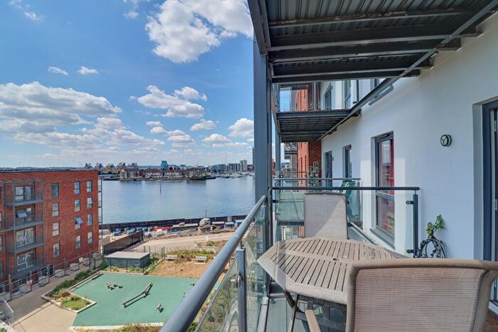 2 Bedroom Apartment For Sale In John Thornycroft Road, Woolston, SO19