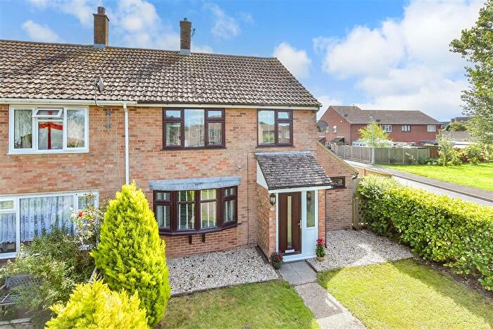 3 Bedroom Semi-Detached House For Sale In St. Martin's Road, New Romney, Kent, TN28