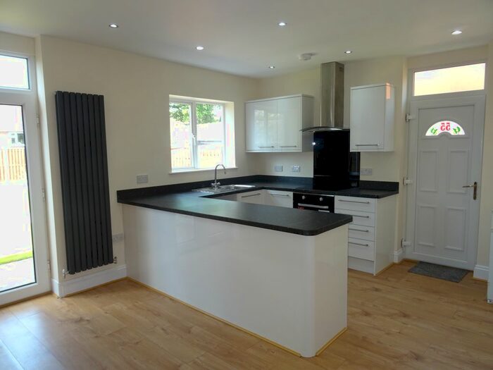 3 Bedroom Semi-Detached House To Rent In Church Lane, Bramley Rotherham S66