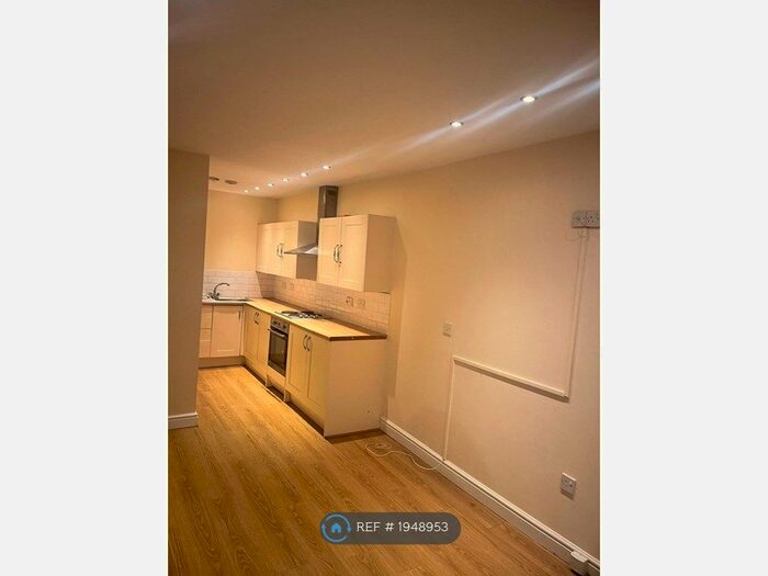 1 Bedroom Flat To Rent In Rosegrove, Burnley, BB12