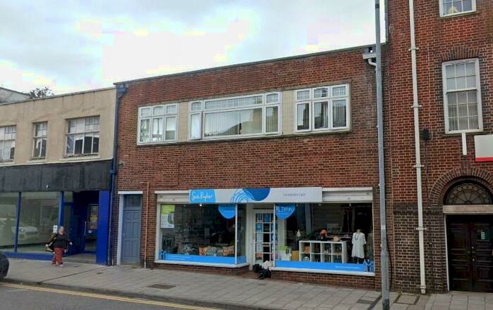 2 Bedroom Apartment To Rent In Victoria Road, Old Town, SN1