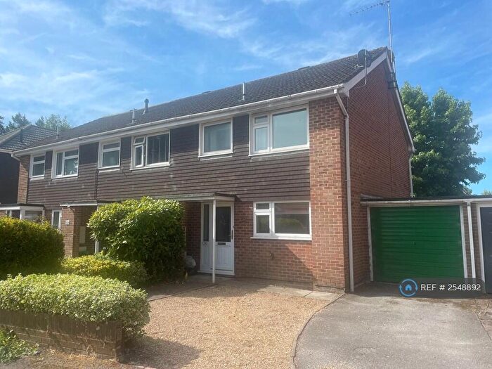 3 Bedroom Semi-Detached House To Rent In Kingsfield, Ringwood, BH24