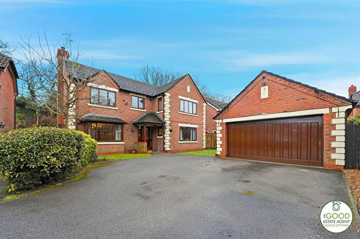 4 Bedroom Detached House For Sale In Moran Close, Wilmslow, SK9