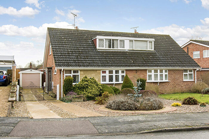 3 Bedroom Semi-Detached Bungalow For Sale In Northleigh Grove, Market Harborough, LE16