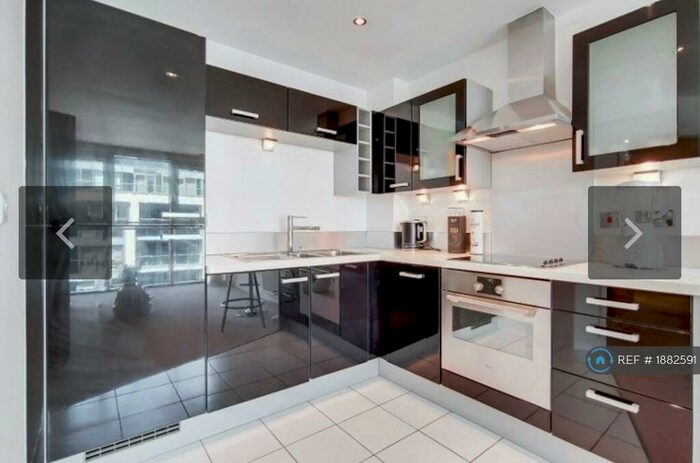 1 Bedroom Flat To Rent In Adriatic Apartments, London, E16