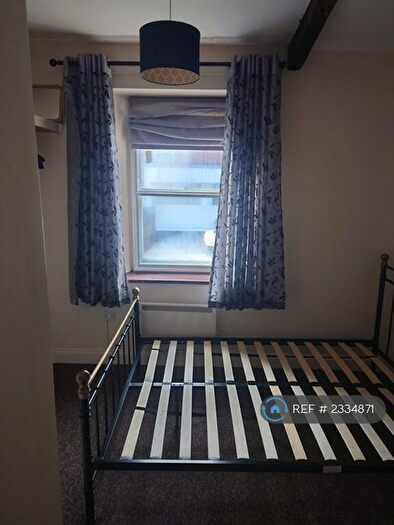 1 Bedroom Flat To Rent In Brown Street, Salisbury, SP1