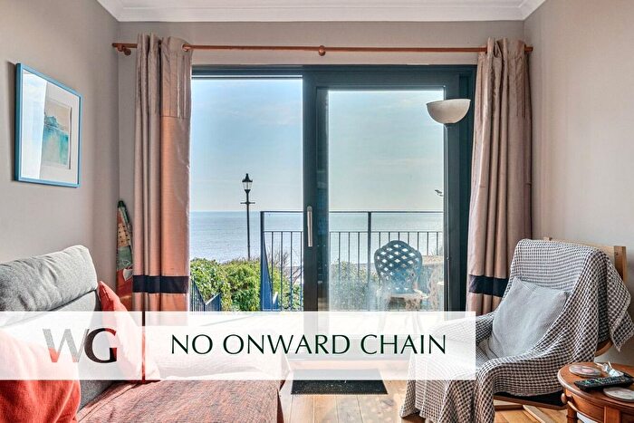 3 Bedroom Flat For Sale In Budleigh Salterton, Devon, EX9