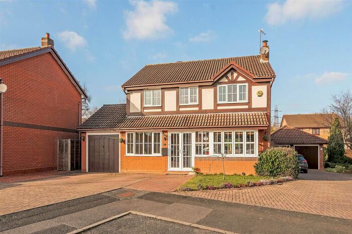 4 Bedroom Detached House To Rent In Whitford Drive, Shirley, Solihull, B90