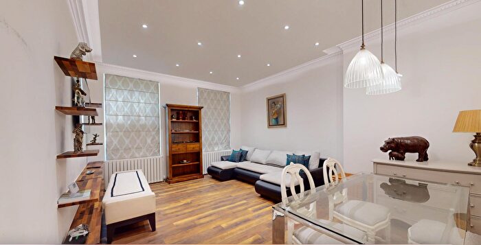 2 Bedroom Flat To Rent In Princes Gate, London, SW7