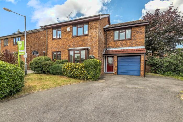 4 Bedroom Detached House To Rent In Crecy Close, Wokingham, Berkshire, RG41