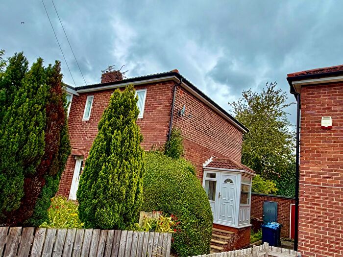 2 Bedroom Flat To Rent In Linbridge Drive, Newcastle Upon Tyne, NE5