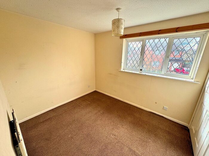 2 Bedroom SemiDetached House To Rent In Shayler Grove, Wolverhampton, WV2