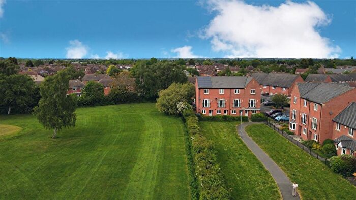 3 Bedroom Town House For Sale In Highland Drive, Loughborough, LE11