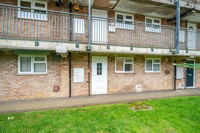 1 Bedroom Maisonette For Sale In Waveney, Hemel Hempstead, HP2
