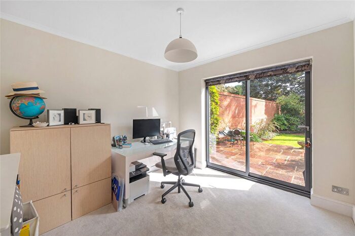 5 Bedroom Detached House For Sale In Helme Close, Wimbledon, London, SW19