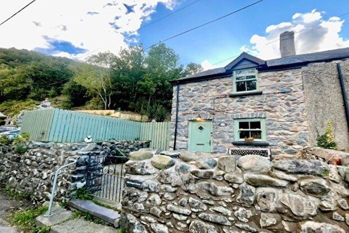 2 Bedroom Property To Rent In Abergwyngregyn, Llanfairfechan, LL33