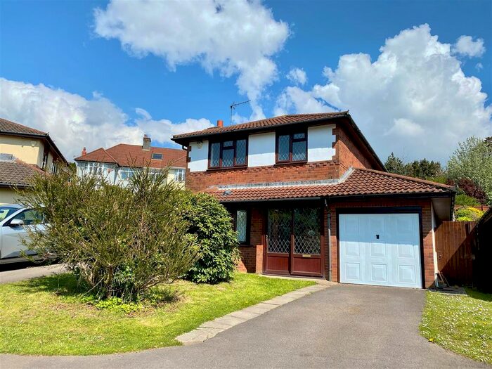 4 Bedroom Detached House To Rent In Lady Margaret Villas, Sketty, Swansea, SA2