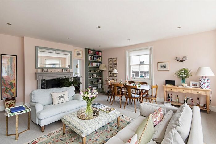 2 Bedroom Flat For Sale In Cornwall Gardens Court, South Kensington, SW7