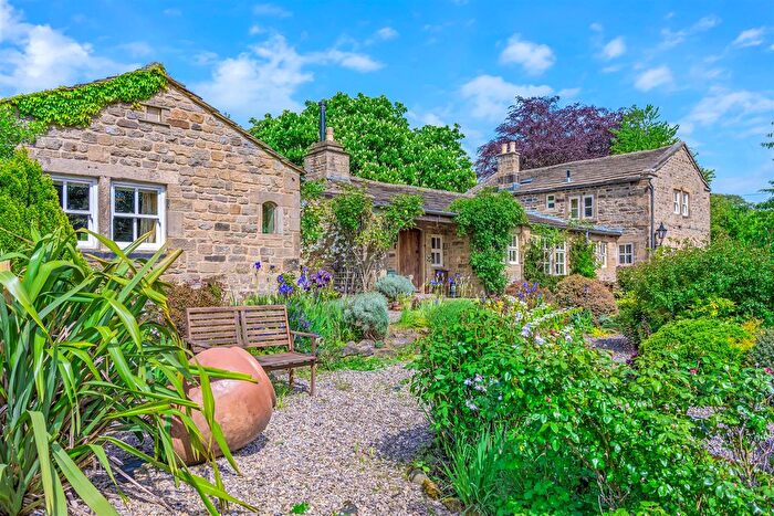 4 Bedroom Detached House For Sale In Denton Road, Denton, Ilkley, LS29