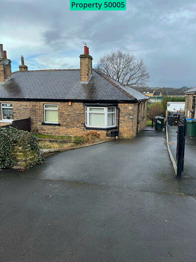 2 Bedroom Bungalow To Rent In Leeds Road, Shipley, BD18