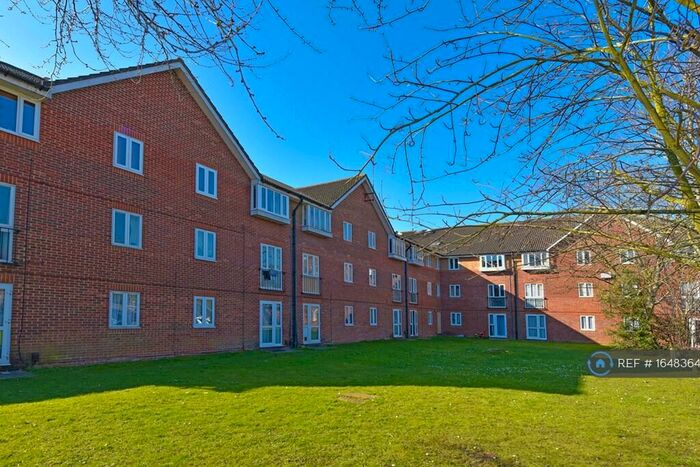 1 Bedroom Flat To Rent In Foyes Court, Southampton, SO15