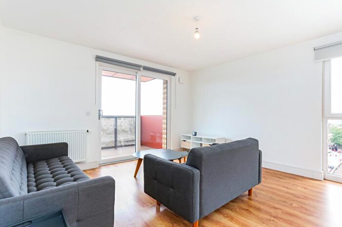 2 Bedroom Apartment To Rent In Abbeville Apartments, Barking Barking, IG11