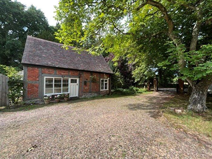2 Bedroom Detached House To Rent In A Earlswood Common, Earlswood, Solihull, West Midlands, B94