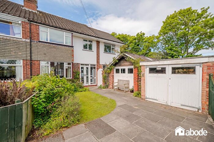 4 Bedroom Semi-Detached House For Sale In St. Annes Close, Formby, Liverpool, L37
