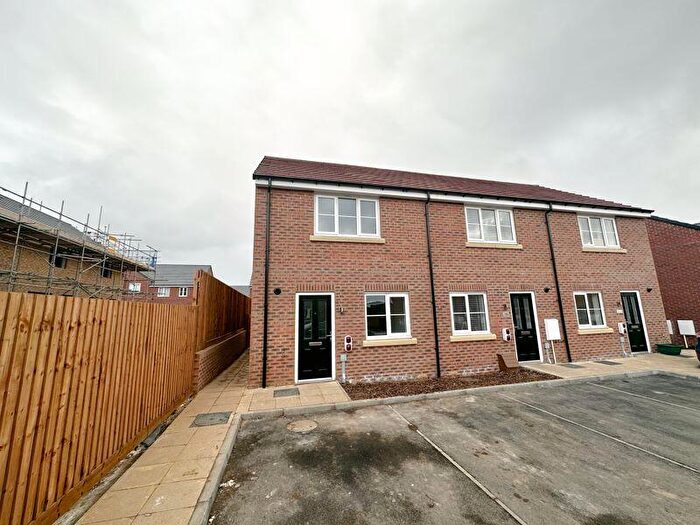 2 Bedroom Terraced House To Rent In Bunting Mews, Scunthorpe, DN16