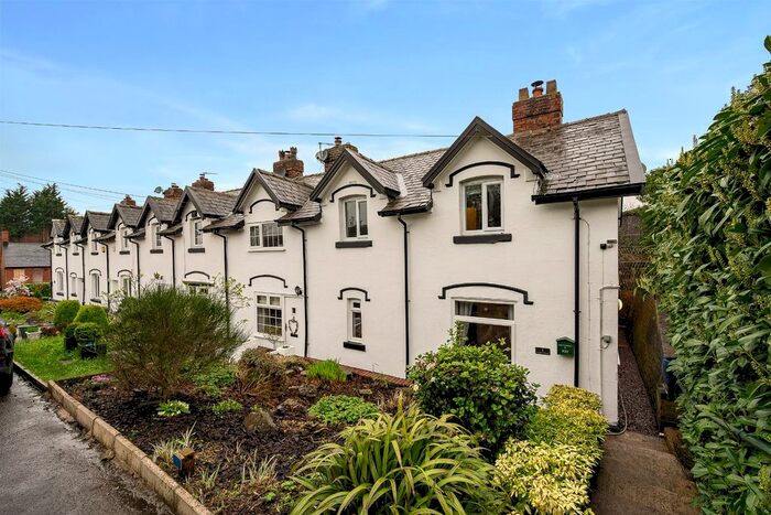 2 Bedroom End Of Terrace House To Rent In Glazebrook Lane, Glazebrook, Warrington, Cheshire, WA3