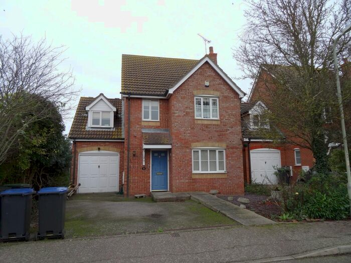 4 Bedroom Terraced House To Rent In Ladysmith Grove, Seasalter CT5