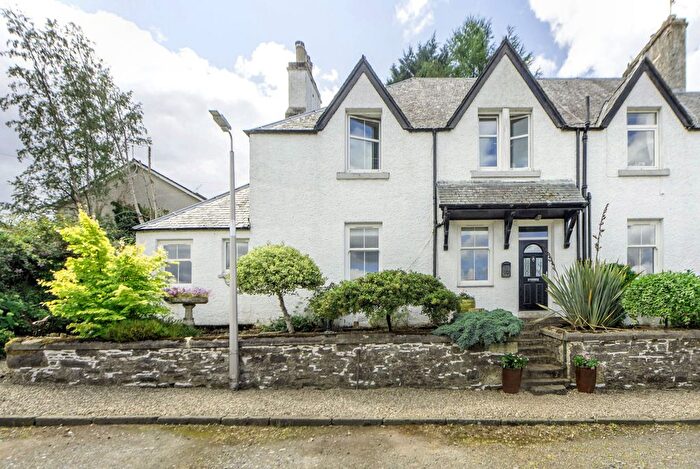 3 Bedroom Flat For Sale In Moness Terrace, Aberfeldy, PH15