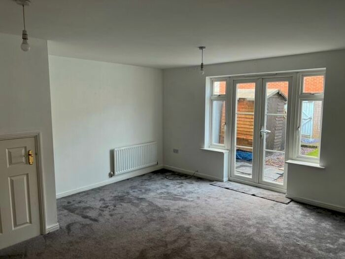 3 Bedroom Terraced House To Rent In May Close, Hebburn, NE31