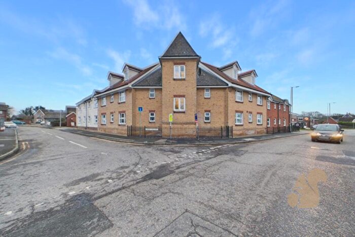 1 Bedroom Apartment For Sale In Cherry Orchard, Southminster, CM0