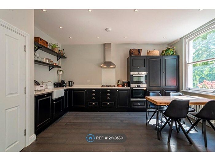 2 Bedroom Flat To Rent In Northwold Road, London, N16