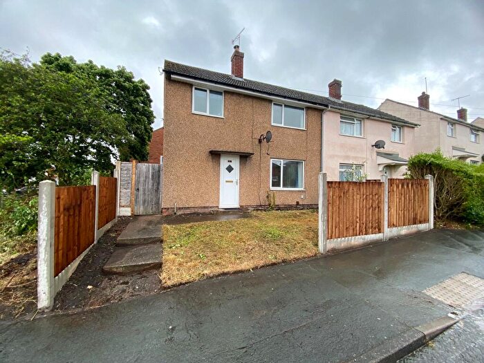 3 Bedroom House To Rent In Broad Street, Kidderminster, DY10