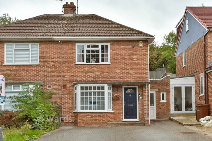 2 Bedroom Semi-Detached House For Sale In The Tideway, Rochester, Kent, ME1